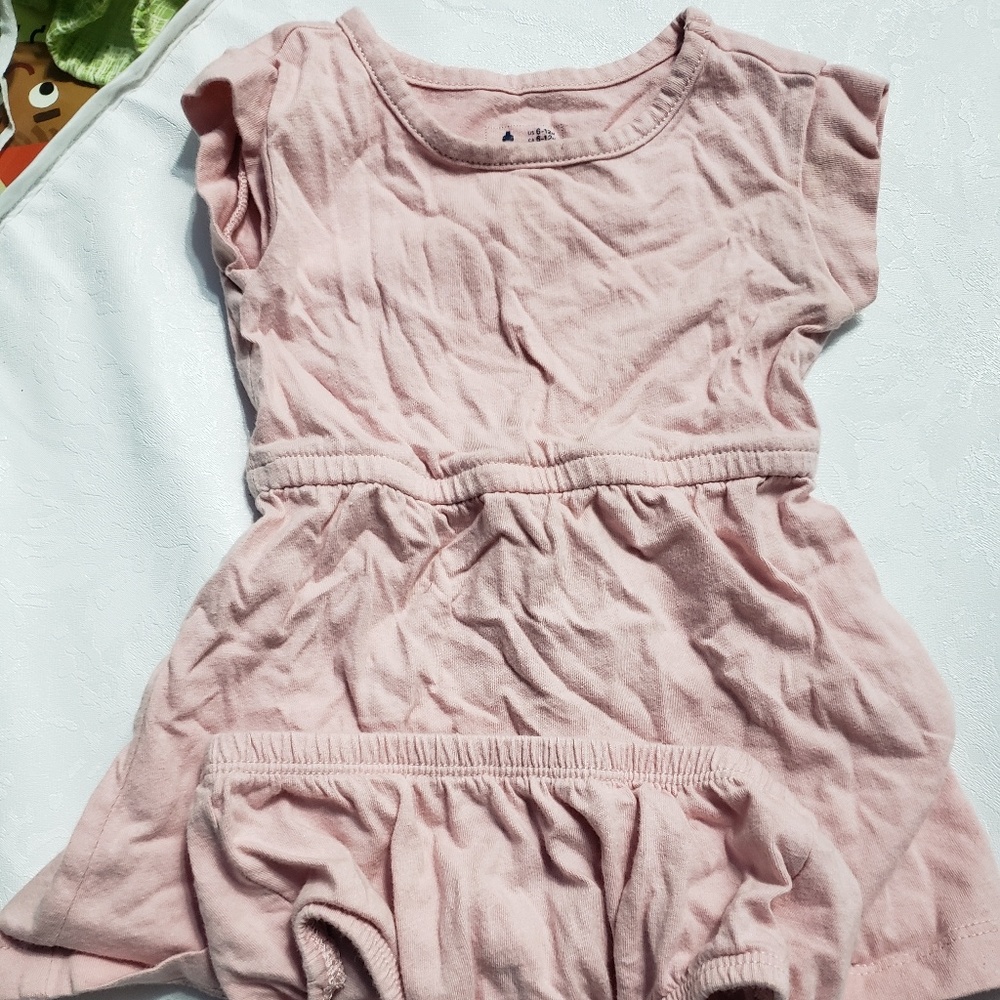 Baby Gap dress size 6-9 months